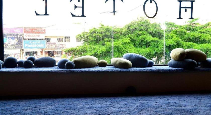 The Room2 @ Zishi Kota Bharu Exterior photo