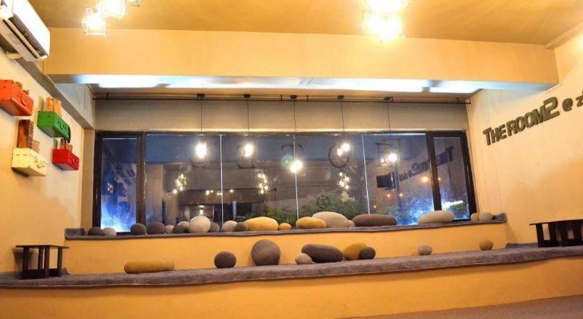The Room2 @ Zishi Kota Bharu Exterior photo